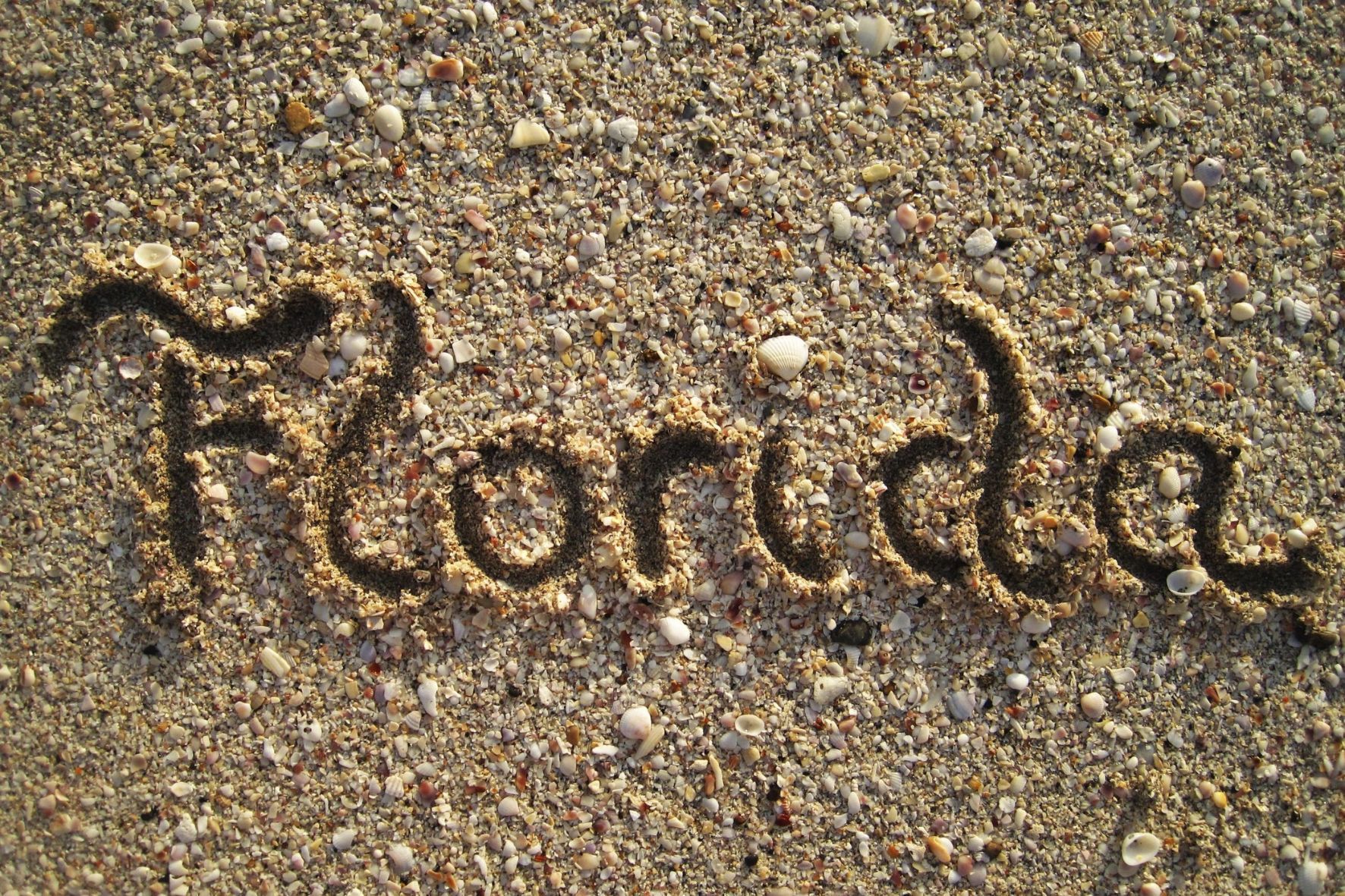 Florida written in the sand