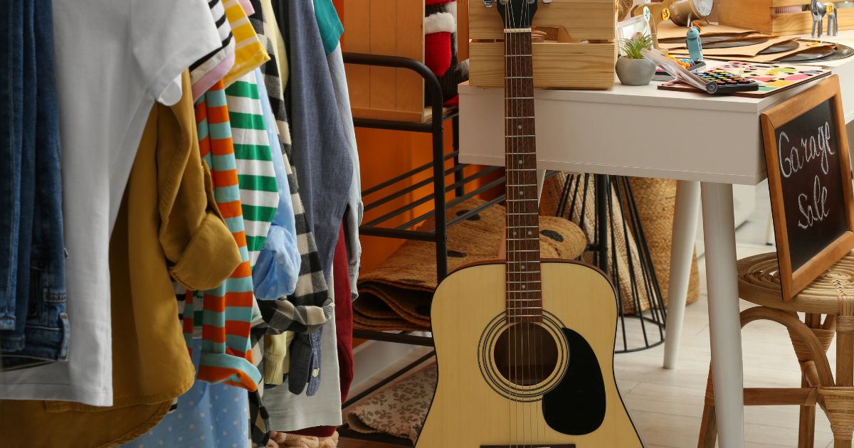 Garage sale items - MyStackBox Garage sale items