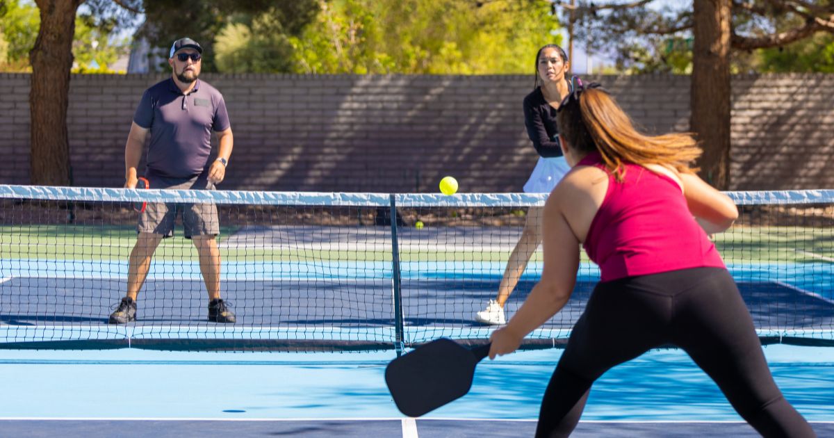 People playing pickle ball - MyStackBox People playing pickle ball