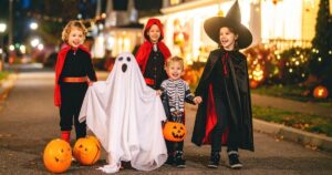 Children trick or treating in south florida - MyStackBox Children trick or treating in south florida