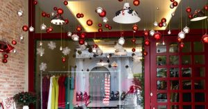 Florida business with festive decorations - MyStackBox Florida business with festive decorations